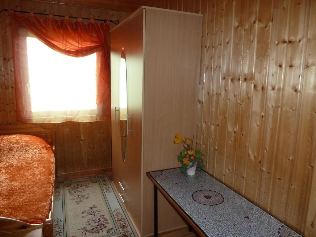 Guest house Ferienhaus In Mahlsdorf *